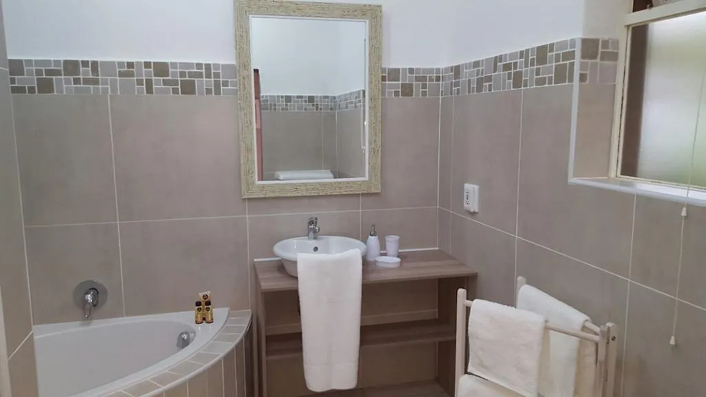 Guest House Frame Ace Bellville South Africa